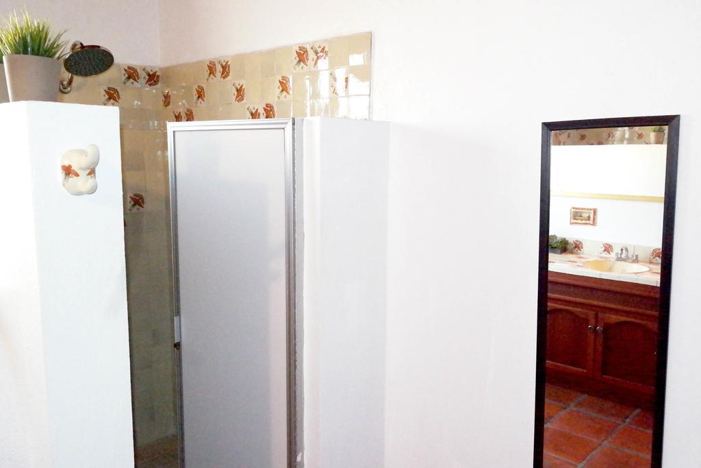 Quinta Los Arrayanes Hotel Ensenada Bilik gambar